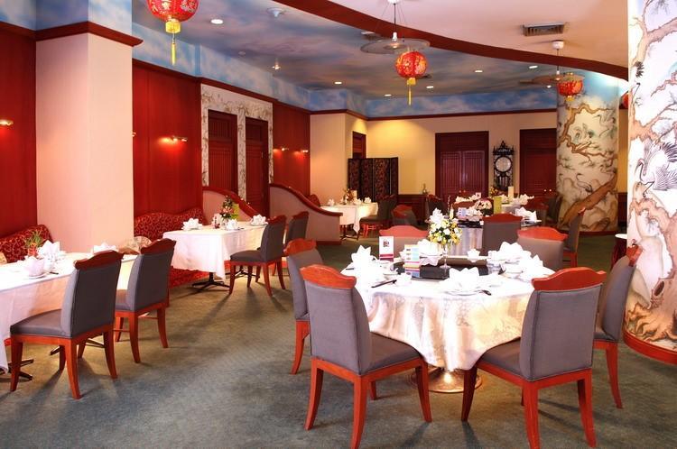 Chon Inter Hotel Чонбури Екстериор снимка