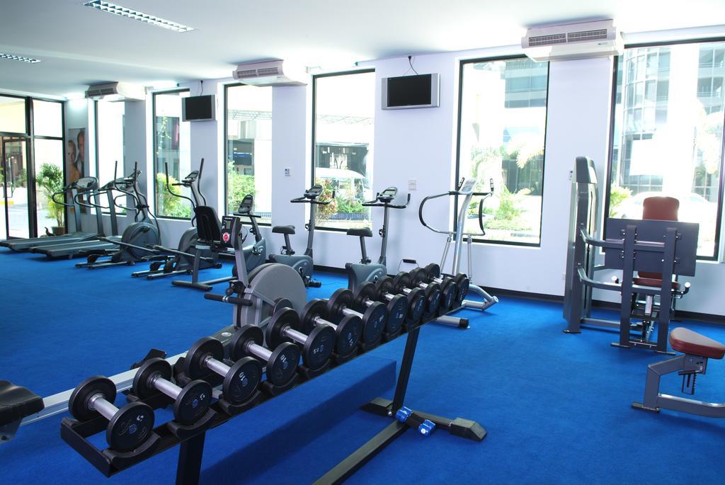 Chon Inter Hotel Чонбури Екстериор снимка